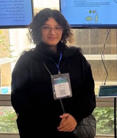 نرگس علمی