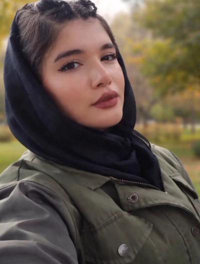 پریا قلاوند