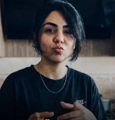 سارا نادری